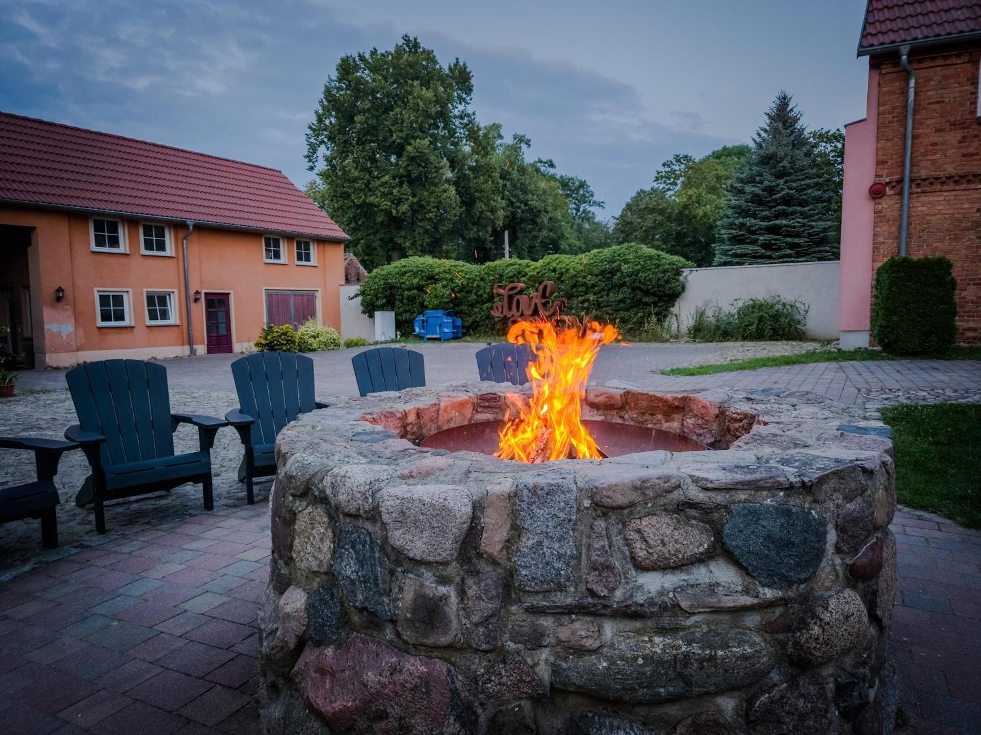 Project June - Ehemals Landgasthof Jueterbog Exterior foto